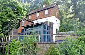 Photo 1- click for photo gallery